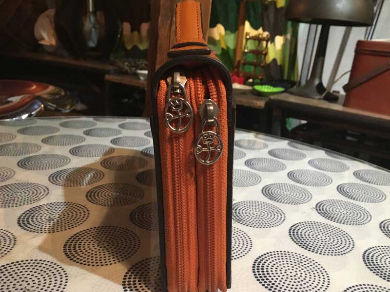 �V�i�@���g�p�@CASTELBAJAC�A�J�X�e���o�W���b�N�A���v���̃Z�J���h�o�b�N�A�N���b�`�o�b�O