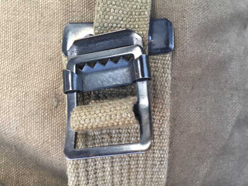 Vintage Deadstock Czech army Backpack�A�r���e�[�W �`�F�[���ȂǍd�h�ȃp�[�c���� �`�F�R�R�̃o�b�N�p�b�N