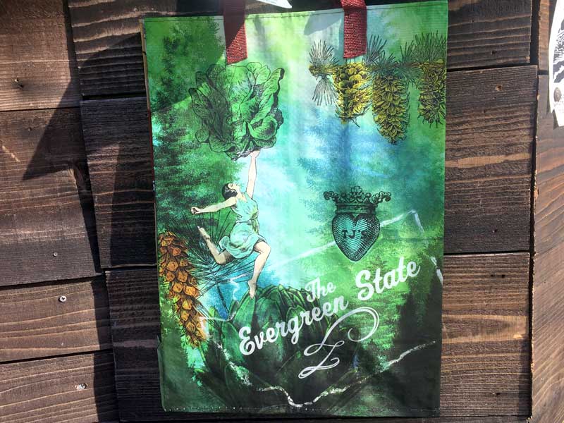 �V�i�@�J�i�_�ōw�������ATrader Joe's Eco Bag�A�g���[�_�[�W���[�Y�A�g���W���̃��g���ȃG�R�o�b�N