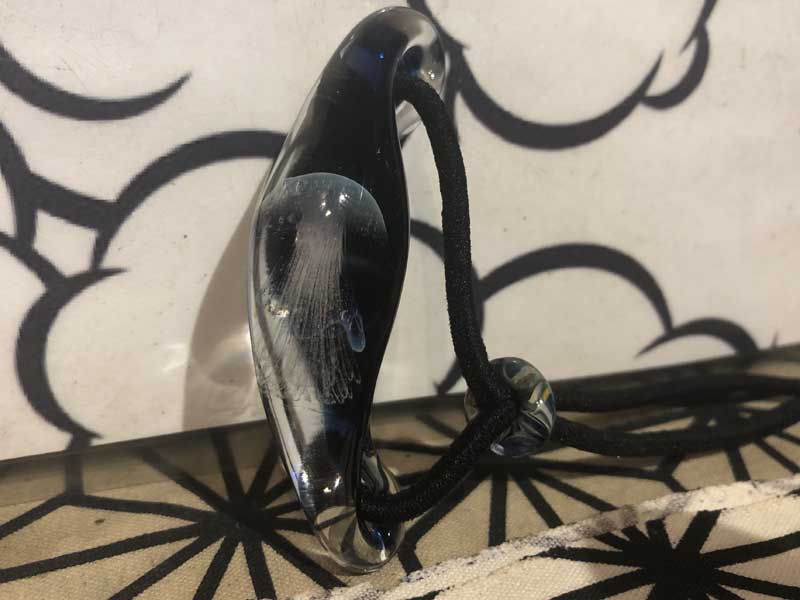 ���e�� �}�z�I Jellyfish �N���Q �w�A�S�� O-483 Pyrex Glass ���g�p�����A�[�g�K���X�̃A�N�Z�T���[