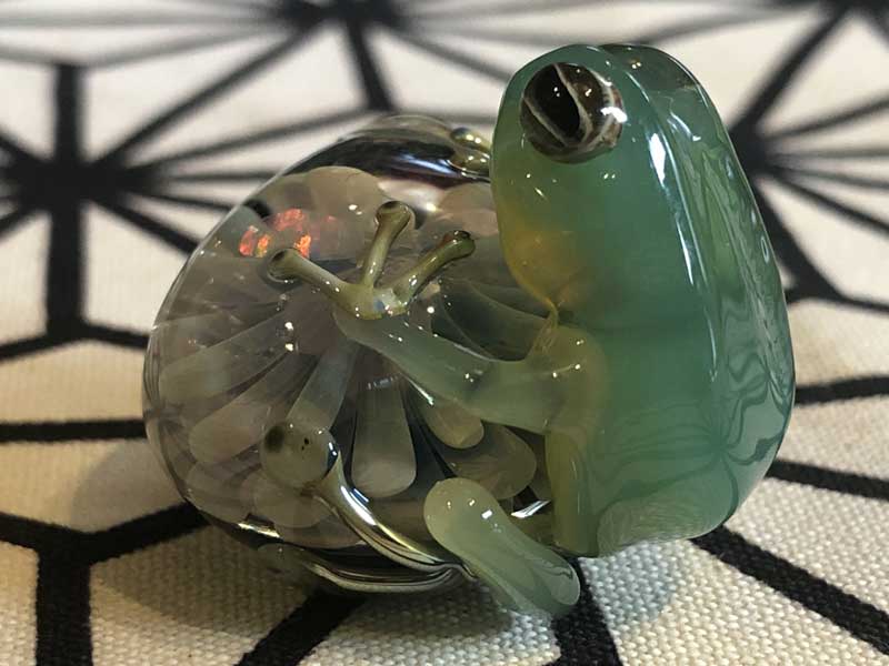 ���e�� �}�z�I Frog �^ x�I�p�[��x �t�@�i �y���_���g N-2767�R�t�� Pyrex Glass ���g�p�����l�b�N���X