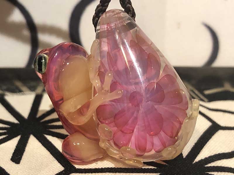 ���e�� �}�z�I Frog �^ xx �t�@�i �y���_���g N-3141 �R�t�� Pyrex Glass ���g�p�����l�b�N���X