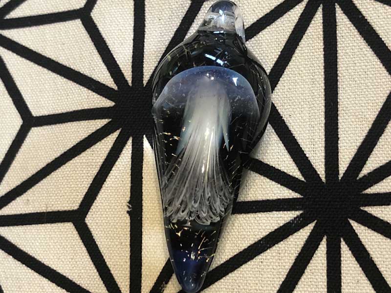 ���e�� �}�z�I Jellyfish �N���Q �y���_���g N-2881 PYREX�K���X���g�p�����A�[�g�K���X�̃l�b�N���X