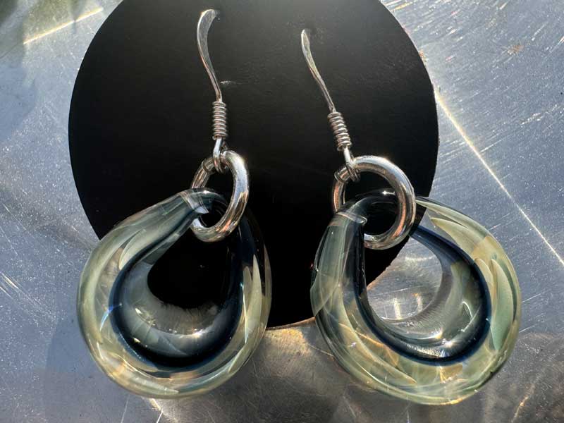 ���e�� �}�z�I �t�@�i�s�A�X O-536 Pyrex Glass & silver ���g�p�����A�[�g�K���X�̃s�A�X �A�N�Z�T���[