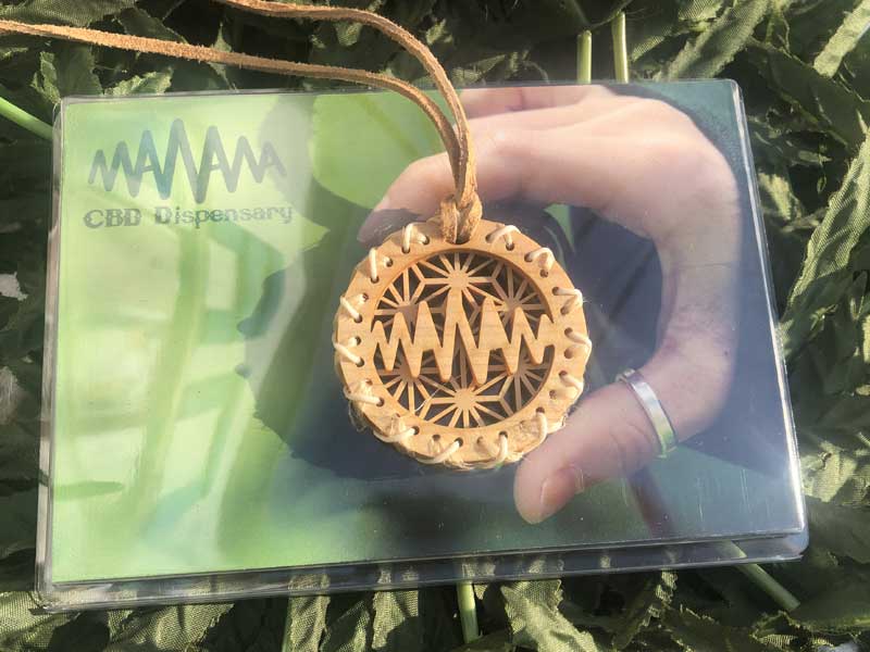 ���h�q�m�L manana���S& ���̗t���l x bonobojapan �r�X�P�b�g�l�b�N���X�@���� ���� edition