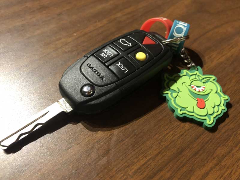 MARDY COLOR �}�[�f�B�J���[ �喃�L�����O�b�Y�A���o�[�L�[�z���_�[�AGlow in the dark �o�b�`