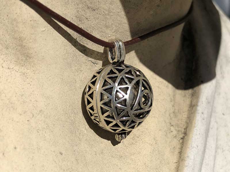 Gamelan Ball Pendante Top �C���h�l�V�A �o���� �K�������{�[�� �y���_���g�g�b�v 