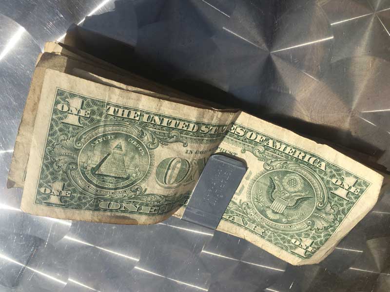 Vintage Perfume Bottle�̍������money clip�A�r���e�[�W �����{�g���f�U�C���̃}�l�[�N���b�v