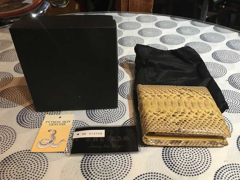 �V�i�@���g�p�@Snake Wallet�A1���v �֊v�̃V���[�g�����b�g �p�C�\���@�܍��z