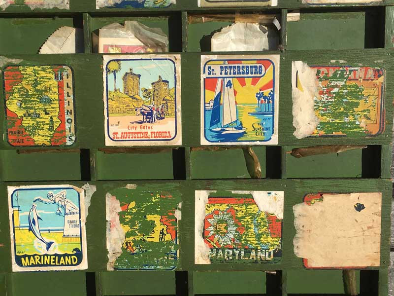 Vintage US Souvenir Decals�A1940�N��`1950�N�� �r���e�[�W �y�Y���̃X�e�b�J�[�{�[�h