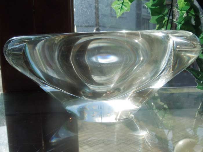 Antique Clear HeavyCrystal Glass Ashtray/�A���e�B�[�N �����ŏd�����N���X�^���K���X�̊D�M