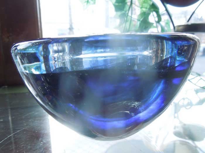 Vintage Crystal Glass Ashtray/�r���e�[�W�@�N���X�^���K���X�D�M�@Heavy Purple �L�����h���z���_�[
