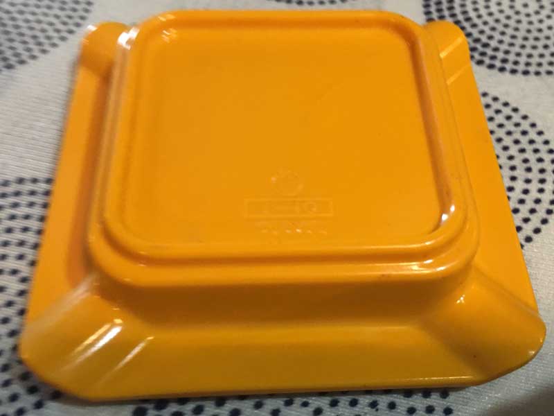 Antique�AVintage�AStacking Ashtray �r���e�[�W �����~�����̃X�^�b�L���O�D�M 4�� set Yellow