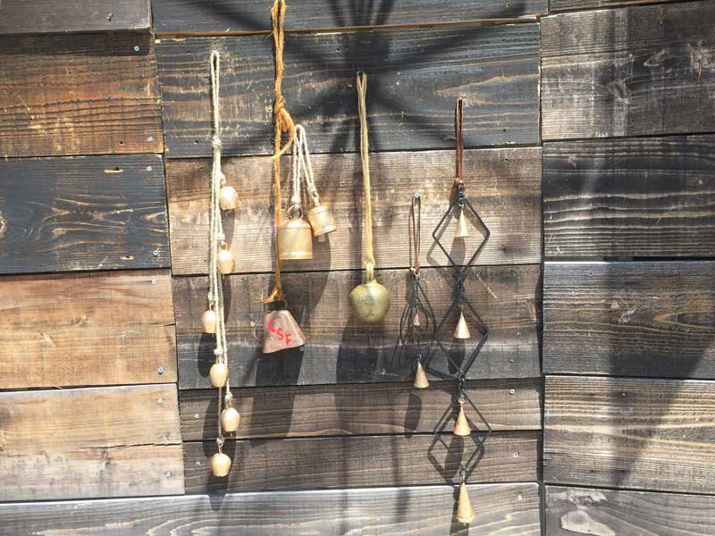 アメリカで買った CSFとペイントが入ったアンティーク、Used物のカウベル