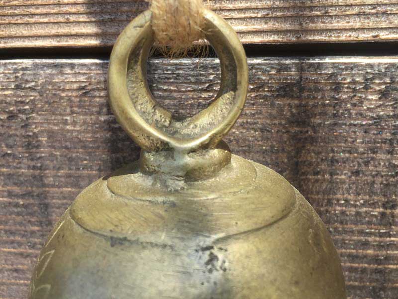 Antique�AUsed Tibetan Cow Bell�A�`�x�b�g�̃J�E�x���A�h�A�x��