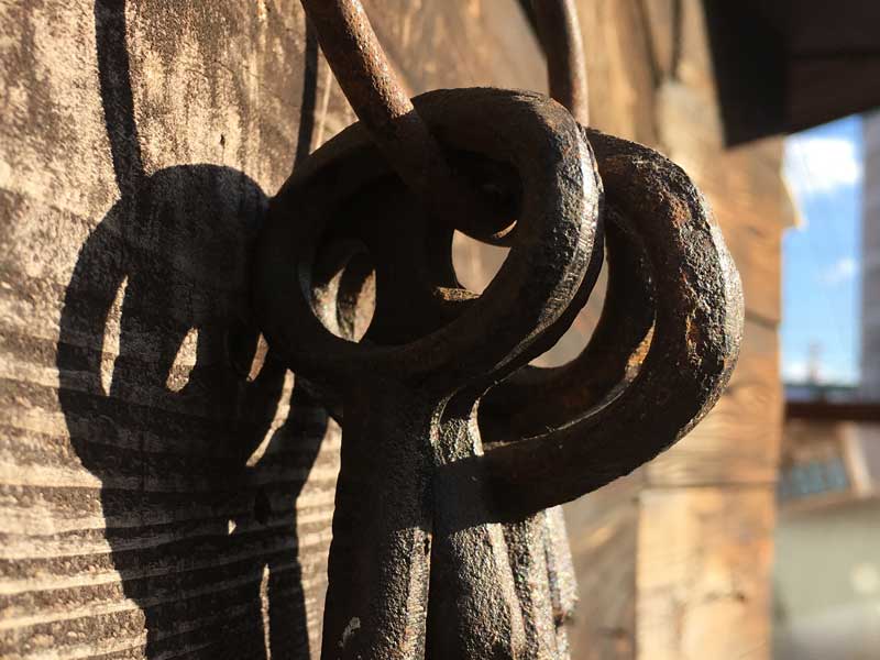 Antique Cast Iron Key Objet /�A���e�B�[�N �A�C�A�������̌��̃I�u�W�F