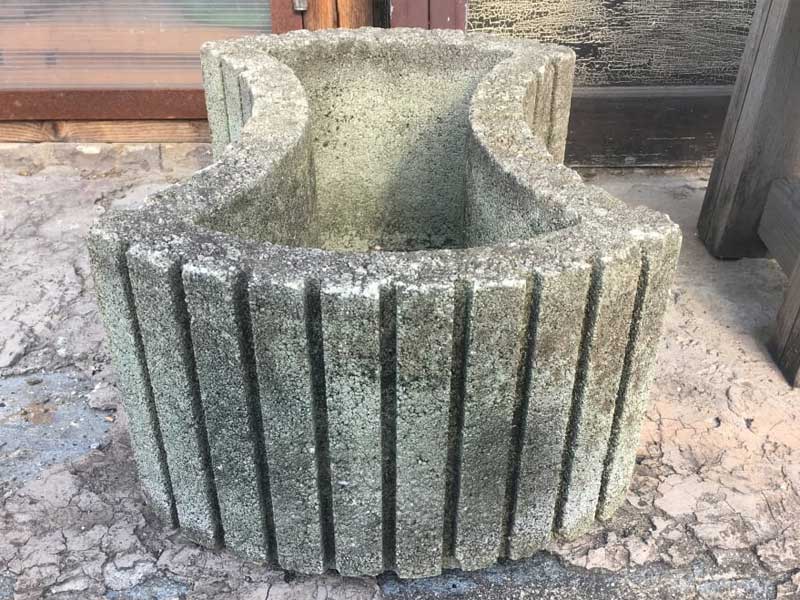Vintage Concrete Pot�A���a���g���A�R���N���[�g���̔��A�Ԓd�A�K�[�f�j���O�G��