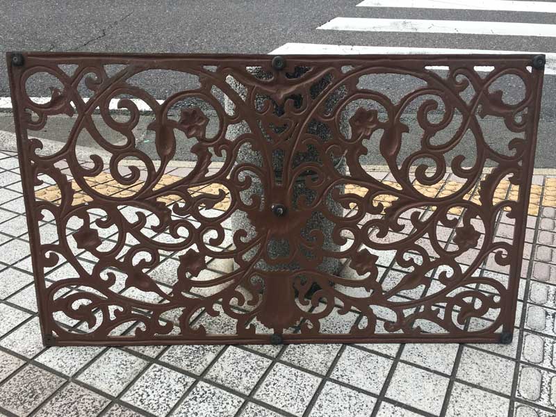 Antique�AVintage Cast Iron Entrance mat�A���e�B�[�N�A�r���e�[�W �A�C�A�������̌��փ}�b�g