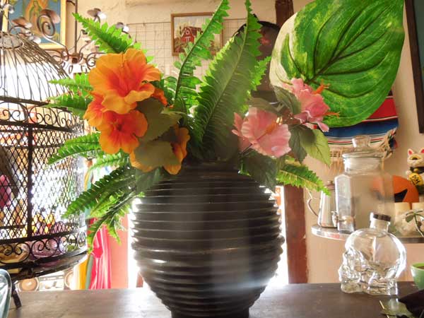 1950�N�� Midcentury �k���n�̖ؐ��̉ԕr