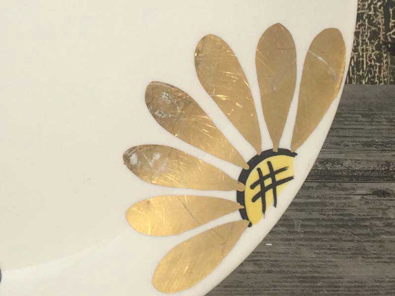 Antique�AVintage�AUsed Dish Black & Gold Flower