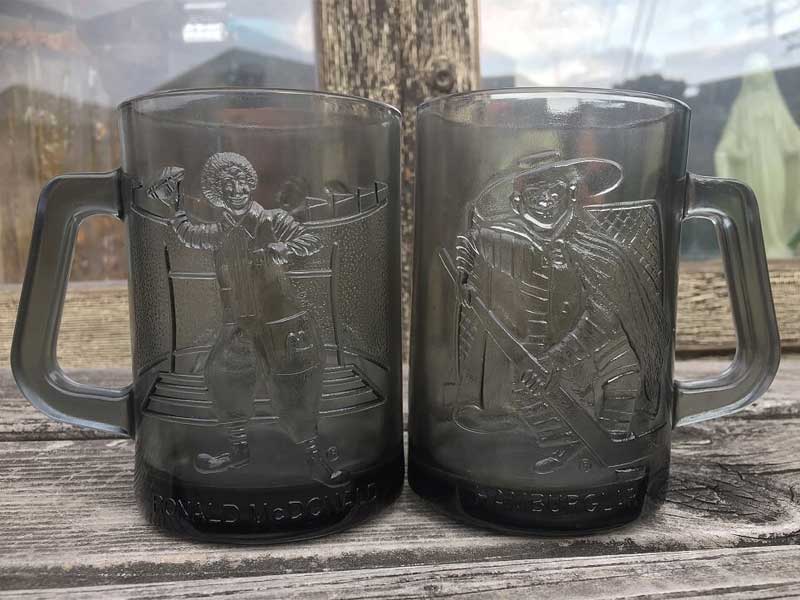 Vintage McDonald's Glass Mug Cup�A1977�N �}�N�h�i���h �K���X���̃}�O�J�b�v�A���i���h�A�n���o�[�O���[