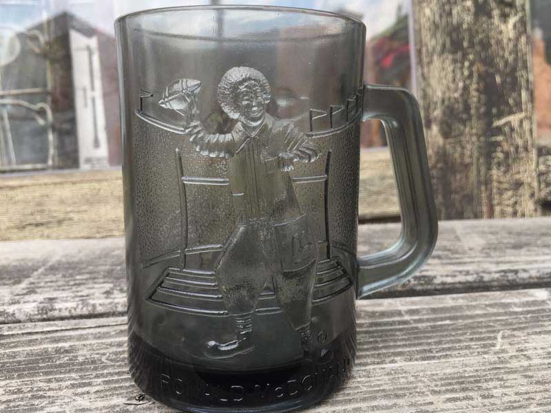 Vintage McDonald's Glass Mug Cup�A1977�N �}�N�h�i���h �K���X���̃}�O�J�b�v�A���i���h�A�n���o�[�O���[