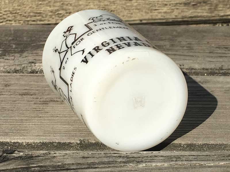 Antique Hazel Atlas Milkglass Jackass �w�[�[���A�g���X �~���N�O���X�̃V���b�g�O���X�@�W���b�J�X