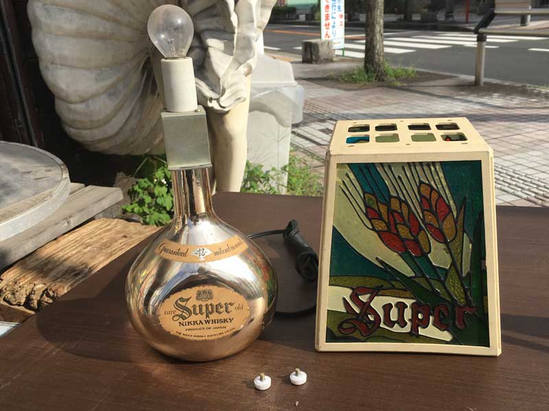 ���a���g�� NIKKA WHISKY Stained Glass Light �X�[�p�[�j�b�J �E�B�X�L�[ �X�e���h�O���X���C�g