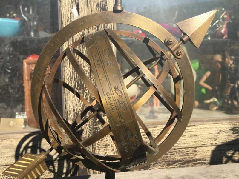 Vintage Used 真鍮製 12星座の稼働する地球儀みたいなオブジェ、12 constellation Objet