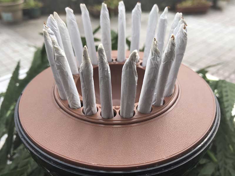 Vintage Cigarettes For Bowlers�A�r���e�[�W �{�[�����O�̋��^�V�K���b�g�z���_�[