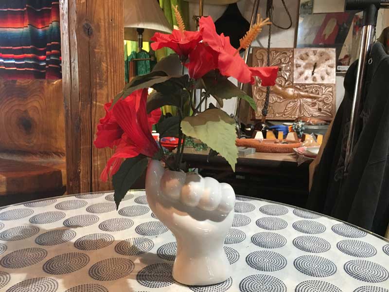 Vintage Used Hand Vase�A���퐻�̎�̉ԕr�A��̈�֑}���@���ԕt��