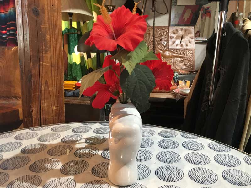 Vintage Used Hand Vase�A���퐻�̎�̉ԕr�A��̈�֑}���@���ԕt��