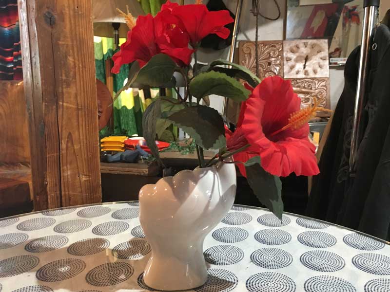 Vintage Used Hand Vase�A���퐻�̎�̉ԕr�A��̈�֑}���@���ԕt��