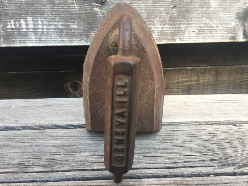 1940's Antique Used Iron Iron with handle GENEVAILL 40年代 アンティーク ハンドル付のアイアン製アイロン