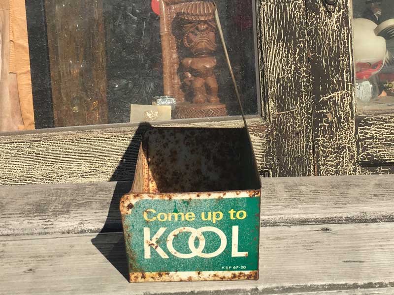 1950's Vintage Kool Tin Match Holder�@50�N�� �r���e�[�W �N�[�� �u���L�ʂ̃}�b�`�z���_�[
