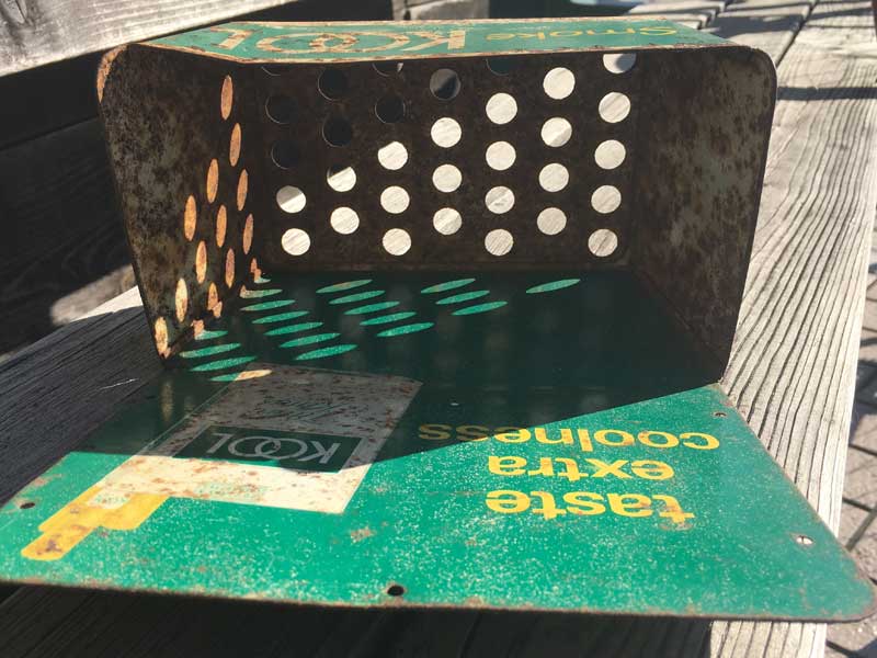 1950's Vintage Kool Tin Match Holder�@50�N�� �r���e�[�W �N�[�� �u���L�ʂ̃}�b�`�z���_�[