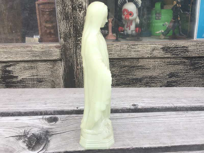 Glow in the dark Maria ���L�V�R�G�� �O���[�C���U�_�[�N �ÈłŌ���}���A�̃I�r�W�F