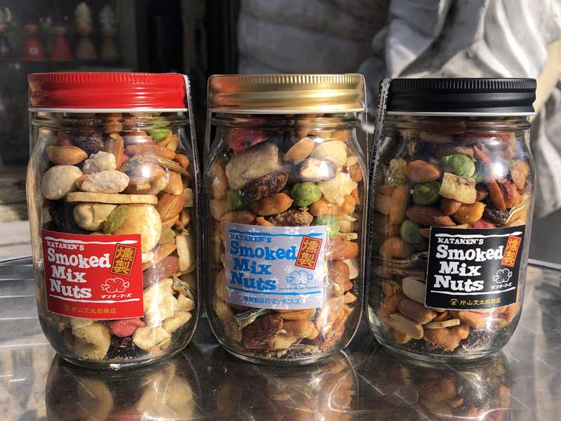 munchie foods Kataken's Smoked mix nuts �}���`�[�t�[�Y�@���~�c�L���ӂ������i�b�c�{�g��