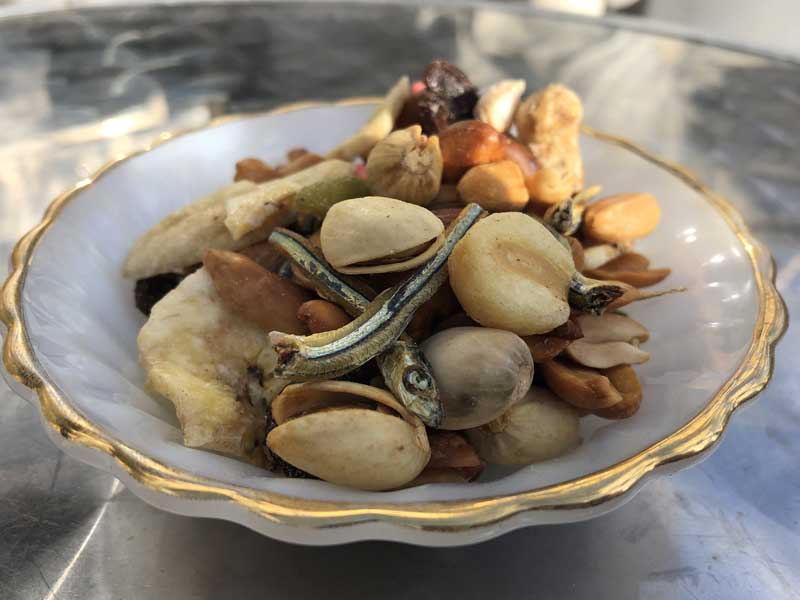 munchie foods Kataken's Smoked mix nuts �}���`�[�t�[�Y�@���~�c�L���ӂ������i�b�c�{�g��