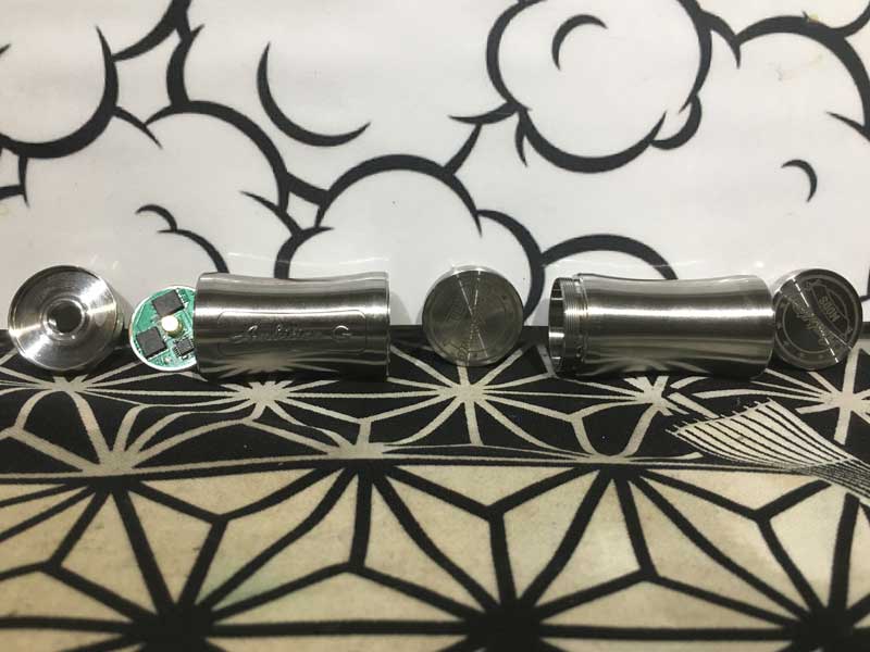 Ambition MODS LUXEM 18350/18650 tube mod �A���r�V�������b�Y ��Փ��̃Z�~���J�`���[�u