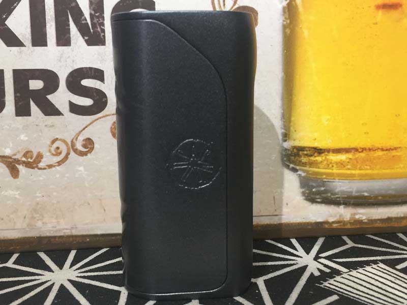 AsModUs Colossal 80W �A�X���_�X�R���b�T�� Box Mod �^�b�`�X�N���[�� 