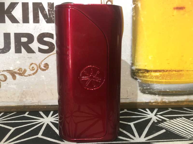 AsModUs Colossal 80W �A�X���_�X�R���b�T�� Box Mod �^�b�`�X�N���[�� 