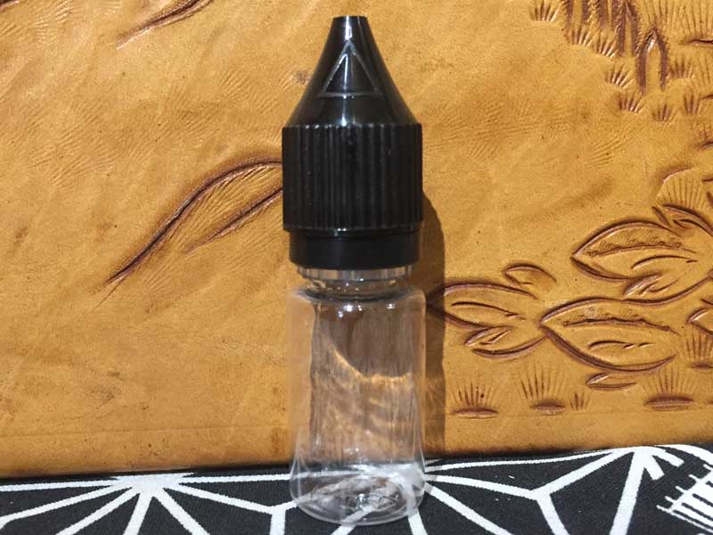 CHUBBY GORILLA Vape 15-17ml �A10ml PET Unicorn Bottole�A�l�ւ��p ���j�R-���{�g���A�`���r�[�S����