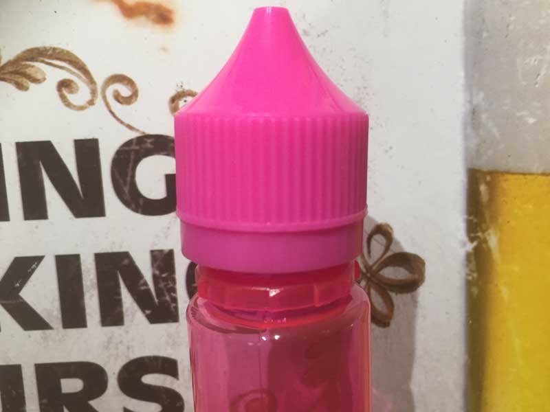 Made in USA CHUBBY GORILLA Vape E-Liquid 詰替え用ボトル、ユニコ-ンボトル、チャビーゴリラ 60ml