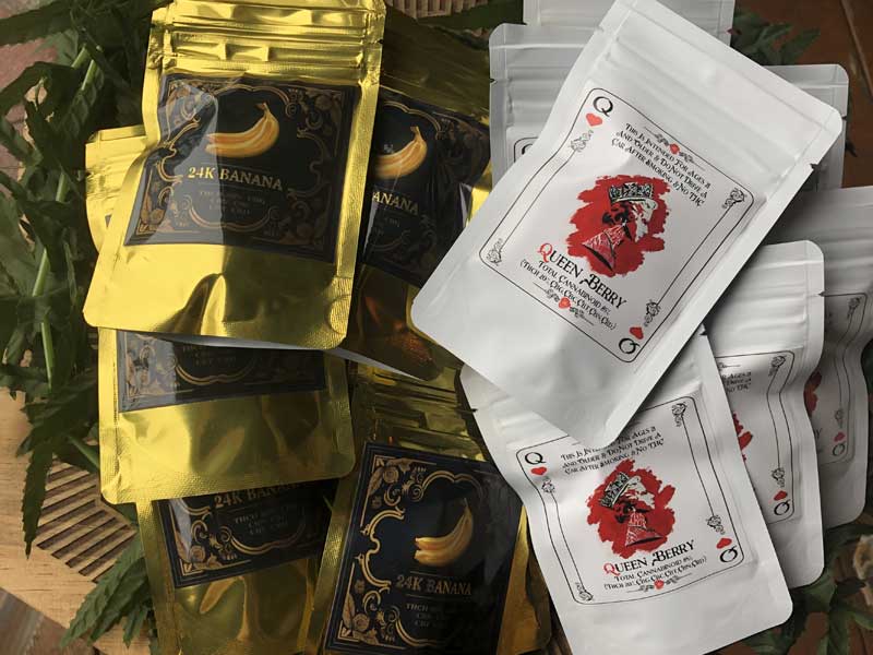 +1UP(�v���X�����A�b�v)CBD/24K BANANA 4up 30% 1ml hybrid ���l���� THCH���L�b�h