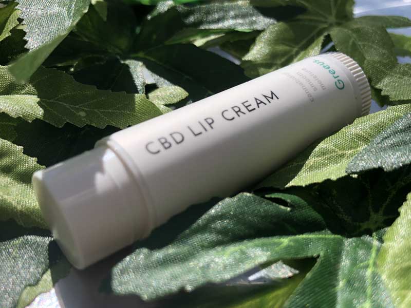Greeus CBD CBD LIP CREAM 5g�A�O���[�X CBD���b�v�N���[�� CBD 50mg ���r��h�~�A�����ԕێ�