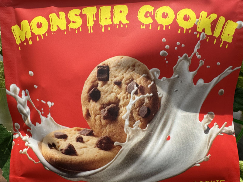 CHILL MONSTER/MONSTER COOKIE American Choco Chip �A�����J���`���R�`�b�v���ACBN300mg