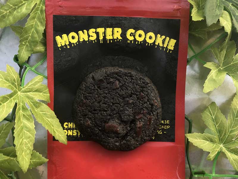 CHILL MONSTER/MONSTER COOKIE 竹炭チョコレートチップクッキー、CBN300mg　by Hubble Bubble