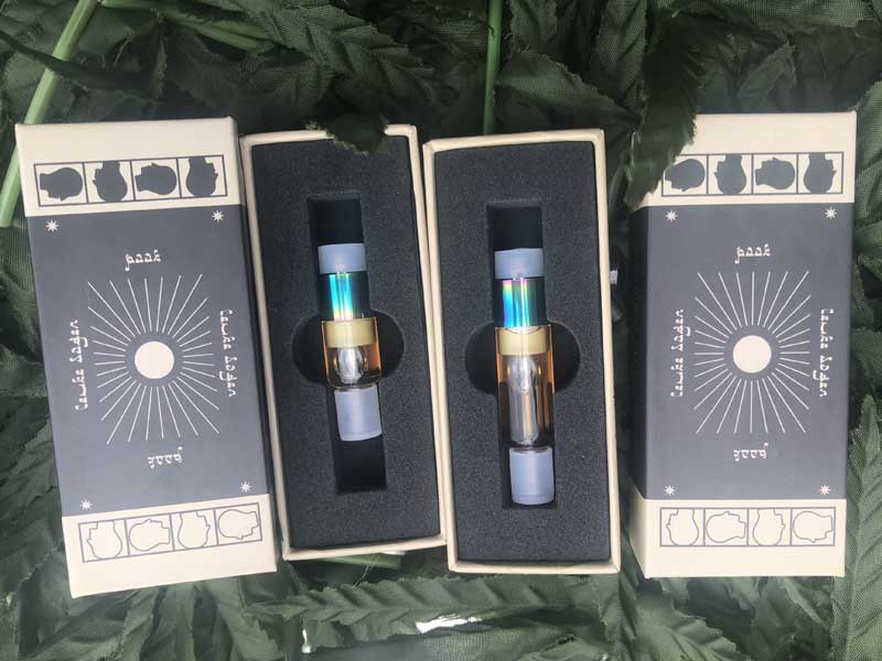 Leuke Dagen �p���_���L�b�h�ďC x Paak design White Walker OG HHCH30% 0.5ml&1ml