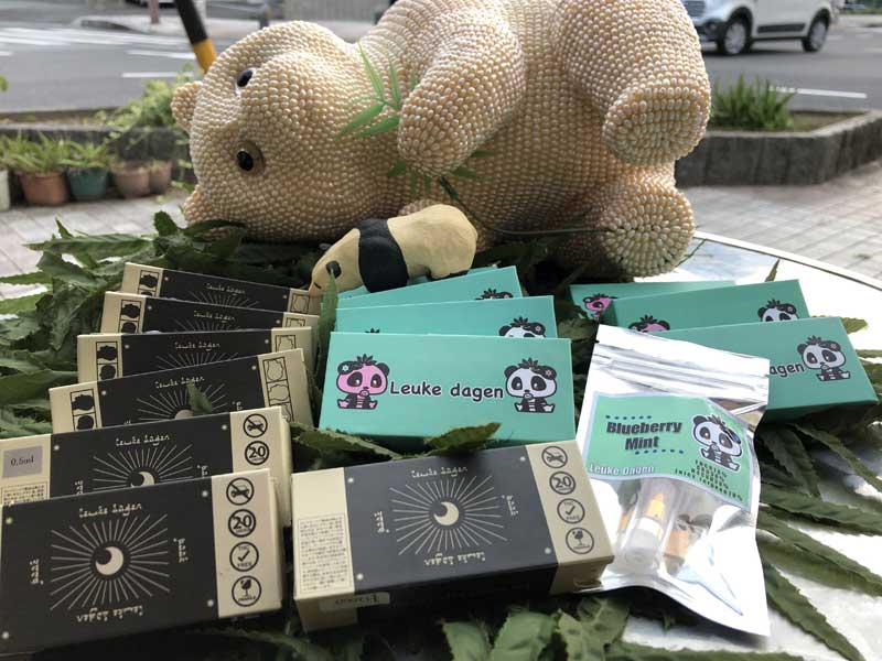 Leuke Dagen �p���_���L�b�h�ďC x Paak design White Walker OG HHCH30% 0.5ml&1ml